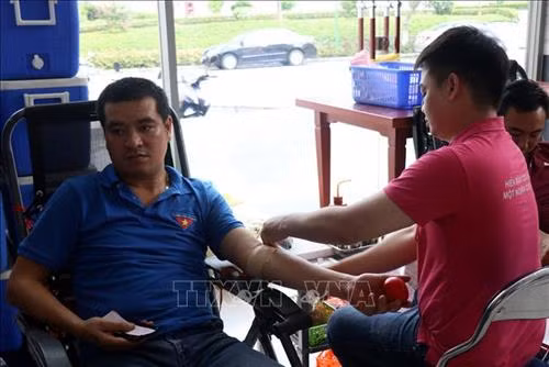 Hành trình đỏ năm 2019: Khoảng 1.800 người tham gia chương trình hiến máu Sắc đỏ biên cương