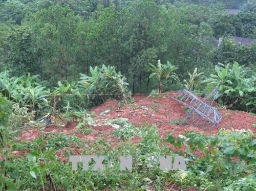 Tập trung khắc phục sự cố gây mất điện diện rộng và sạt lở trên Quốc lộ 6 qua Sơn La