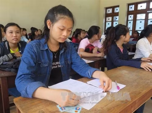 Sáng 1/7, thí sinh cả nước thi môn đầu tiên