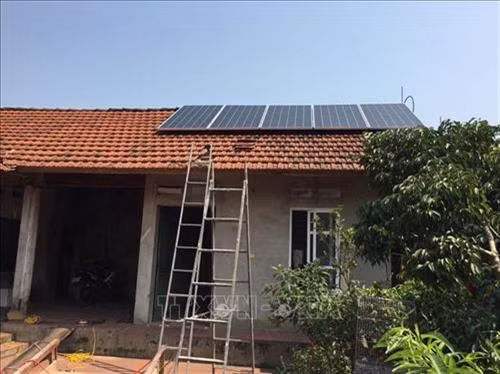 Bình Định khuyến khích hộ gia đình lắp đặt điện mặt trời áp mái