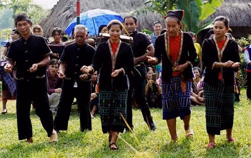 Lễ hội cầu mùa của đồng bào Khơ Mú