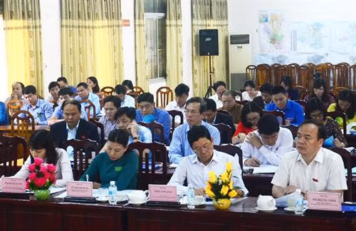 Thông qua nghị quyết về sáp nhập thôn, tổ dân phố và mở rộng địa giới hành chính thành phố Tuyên Quang