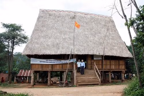 Kon Tum gắn trách nhiệm của người dân với rừng từ dịch vụ môi trường rừng
