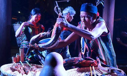 Muôn màu phong tục Tây Nguyên (Kỳ 3)