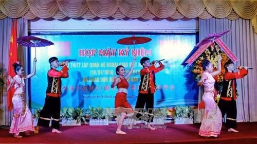 Kỷ niệm 67 năm thiết lập quan hệ ngoại giao Việt Nam - Trung Quốc