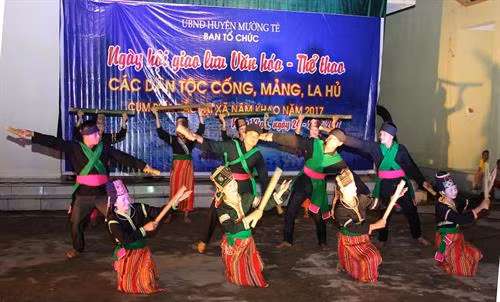 Cùng vui Tết ngô