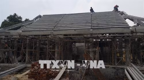 Đình chỉ xây dựng công trình bê tông hóa di tích đình Lương Xá