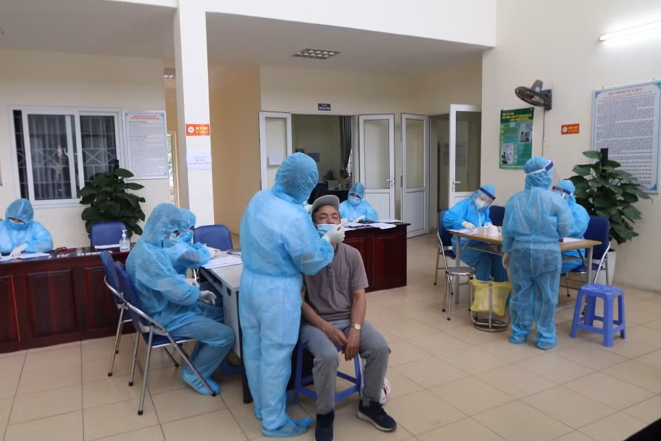 Chiều 12/3, thêm 15 ca mắc COVID-19, 38 bệnh nhân được công bố khỏi bệnh