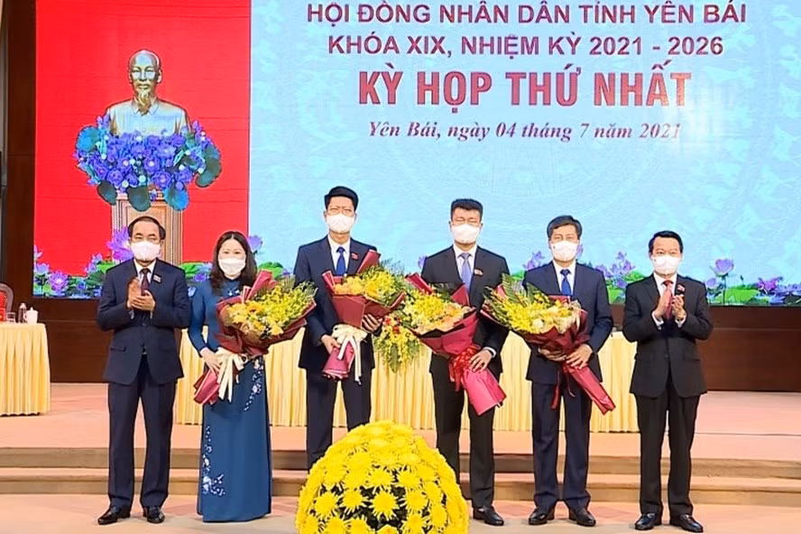 Ông Tạ Văn Long được bầu làm Chủ tịch HĐND tỉnh Yên Bái