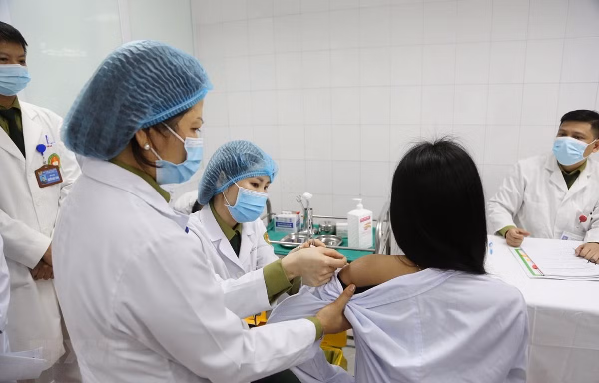 Hoàn thành thử nghiệm giai đoạn 1 vaccine ngừa COVID-19 Nano Covax