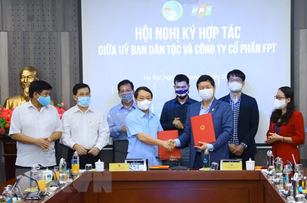 Ủy ban Dân tộc ký thỏa thuận phối hợp thực hiện chuyển đổi số góp phần hỗ trợ đồng bào dân tộc