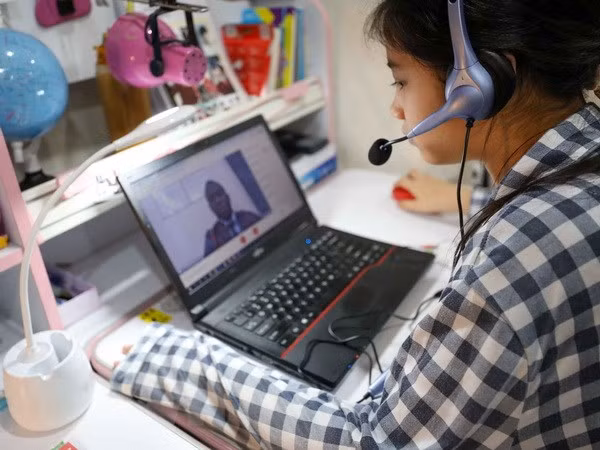 Bộ Giáo dục và Đào tạo ban hành Thông tư về quản lý và tổ chức dạy học trực tuyến
