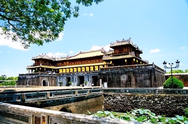 Bảo tồn và phát huy giá trị di tích, di sản trong bối cảnh dịch COVID-19