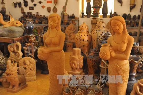 Khai mạc trưng bày chuyên đề Văn hóa Chăm An Giang và Ninh Thuận