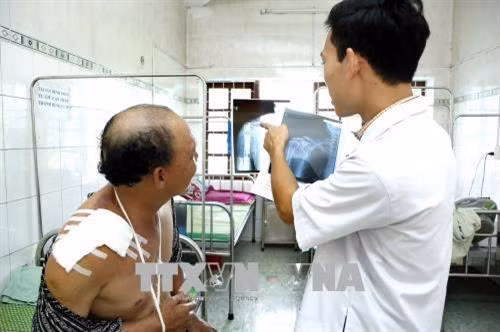 Nâng cao chất lượng khám chữa bệnh bảo hiểm y tế của tuyến y tế cơ sở