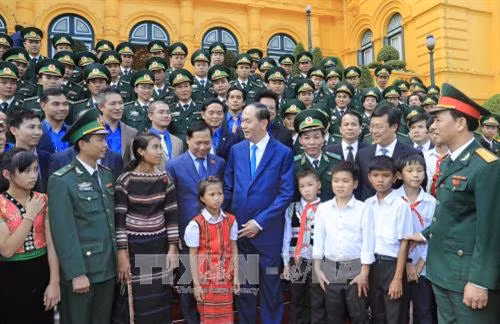 Chủ tịch nước Trần Đại Quang gặp mặt đại biểu chương trình “Chia sẻ cùng thầy cô” năm 2017