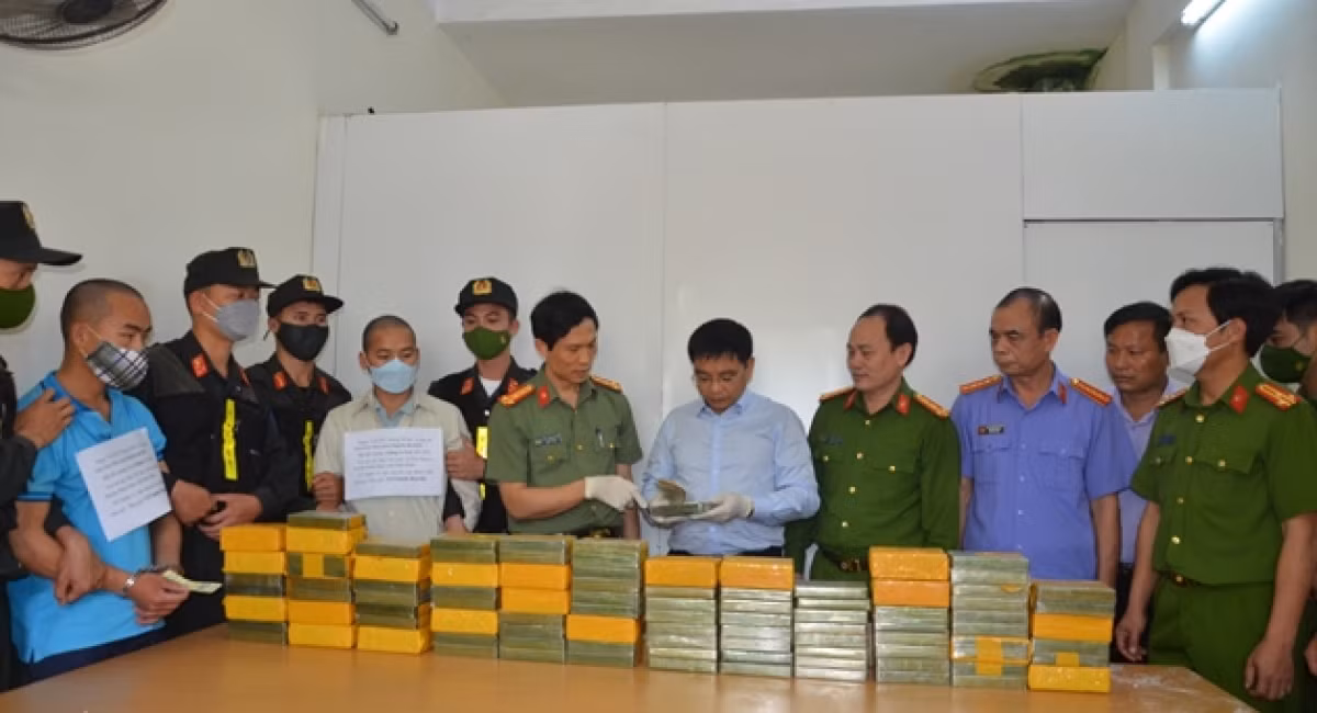 Điện Biên: Triệt phá đường dây ma túy lớn, thu 552.000 viên ma túy tổng hợp và 72 bánh heroin
