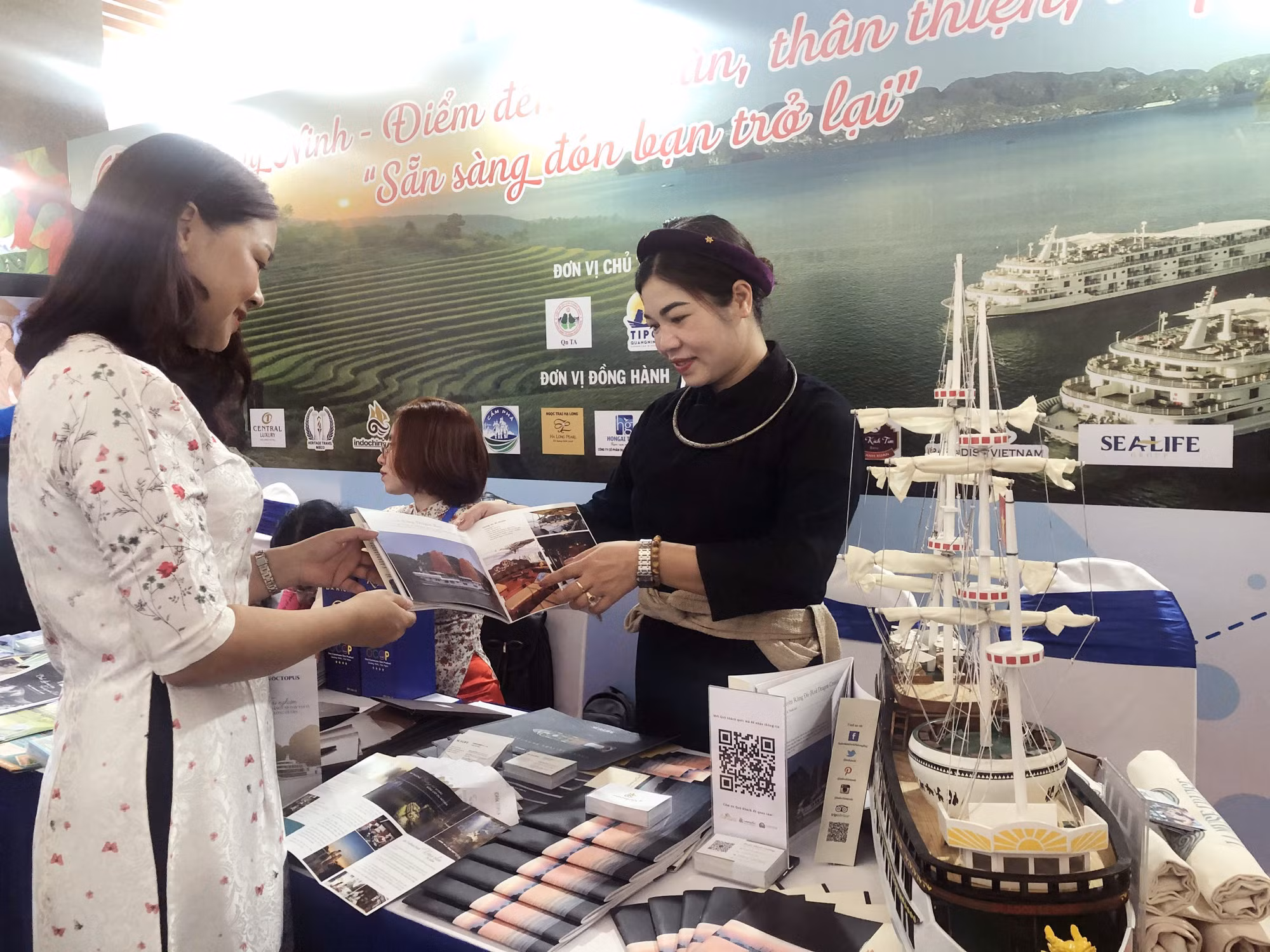 Chương trình Liên kết sức mạnh du lịch Việt Nam, thu hút nhiều địa phương quảng bá du lịch bản địa. Ảnh: Mỹ Phương – TTXVN