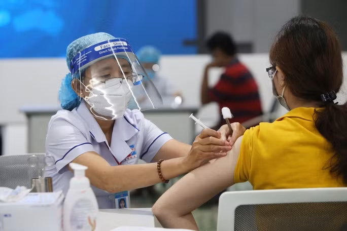 69.825 ca mắc COVID-19 được công bố khỏi bệnh trong ngày 9/2