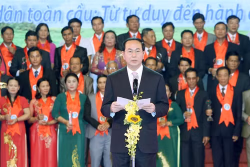 Chủ tịch nước Trần Đại Quang dự Lễ tôn vinh và trao danh hiệu Nông dân Việt Nam xuất sắc năm 2016