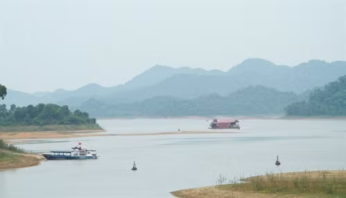 Vùng áp thấp mạnh lên thành áp thấp nhiệt đới