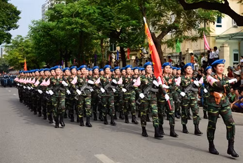 Những "bóng hồng" kiêu hãnh trong đoàn quân diễu binh