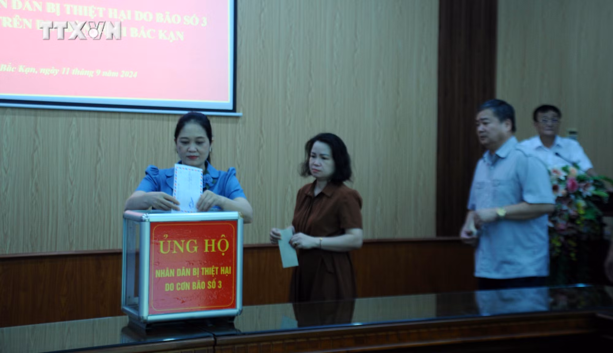 vna_potal_bac_kan_phat_dong_ung_ho_dong_bao_bi_anh_huong_cua_bao_so_3_7587555.jpg