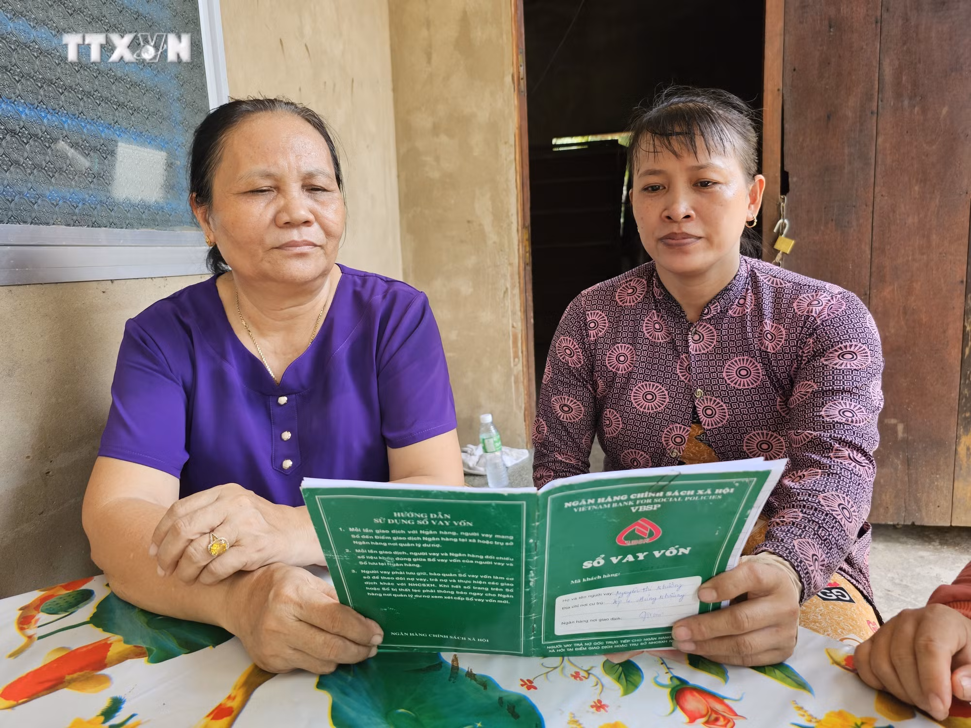vna_potal_tin_dung_chinh_sach_–_chia_khoa_giam_ngheo_ben_vung__7410450.jpg