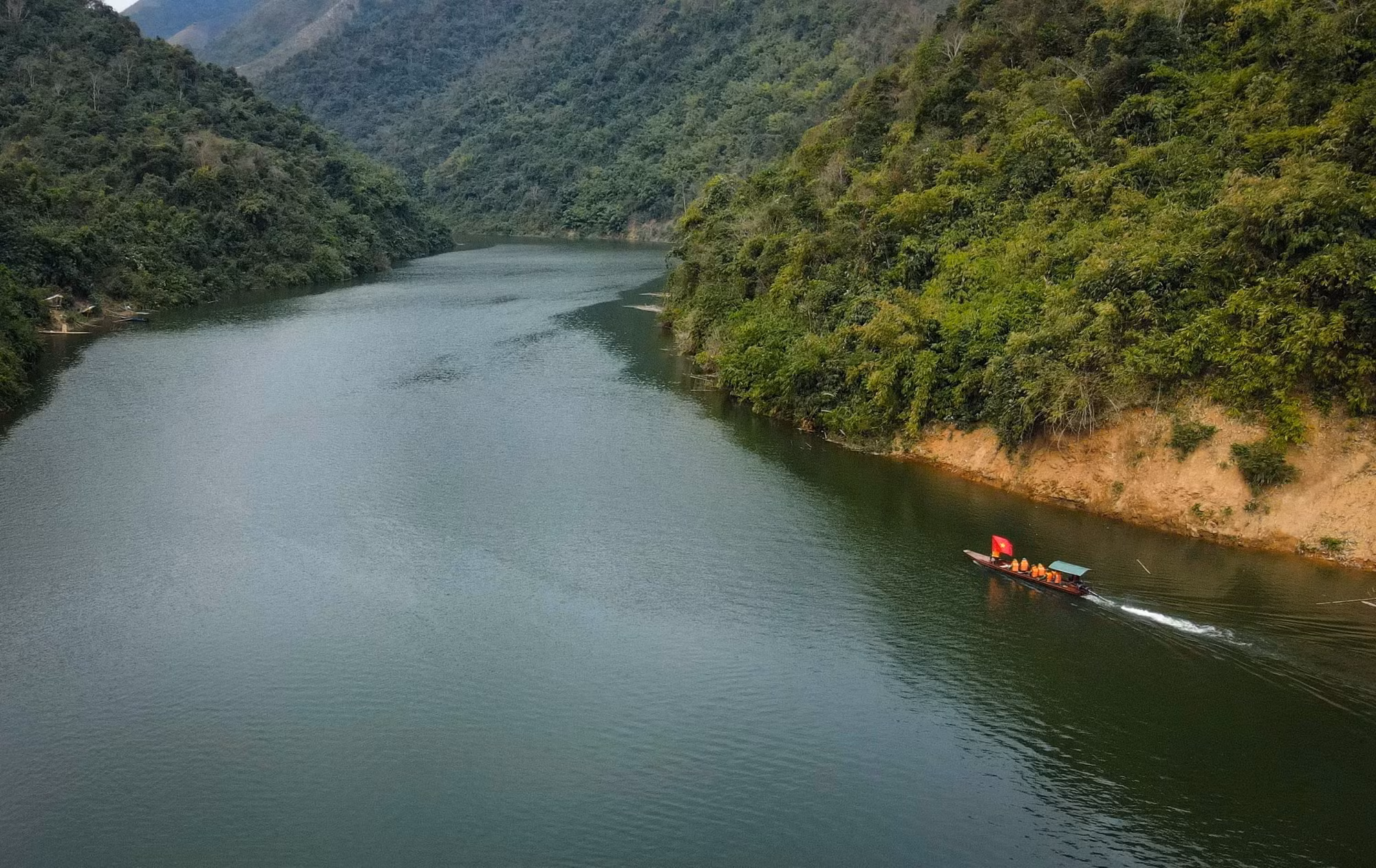3-boi doi bien phong tinh Dien Bien-xuan tu.jpg