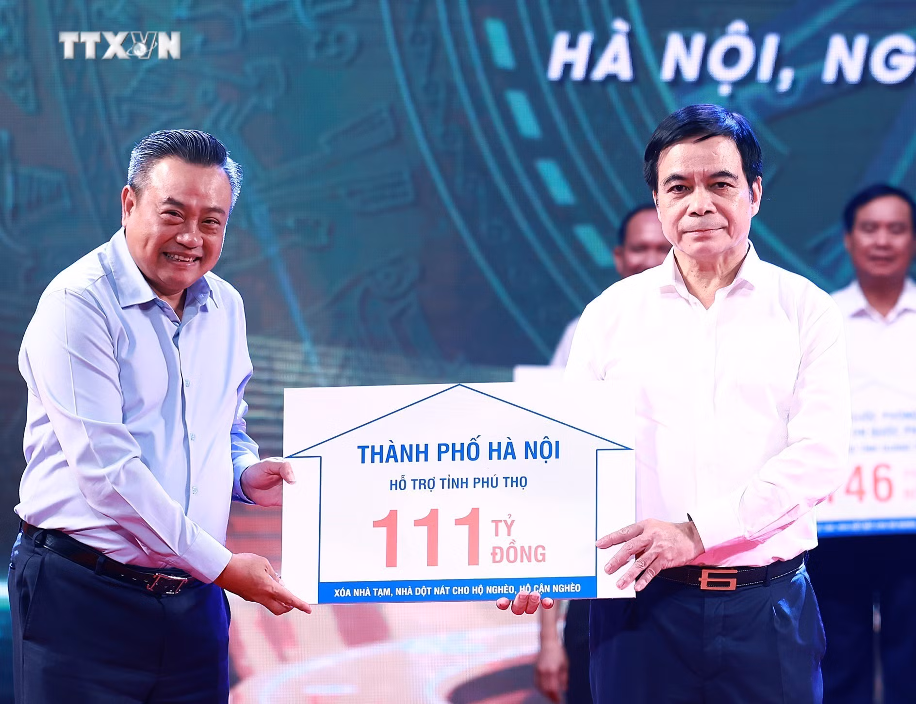vna_potal_thu_tuong_phat_dong_ho_tro_xoa_nha_tam_nha_dot_nat_tren_pham_vi_ca_nuoc_7635230.jpg