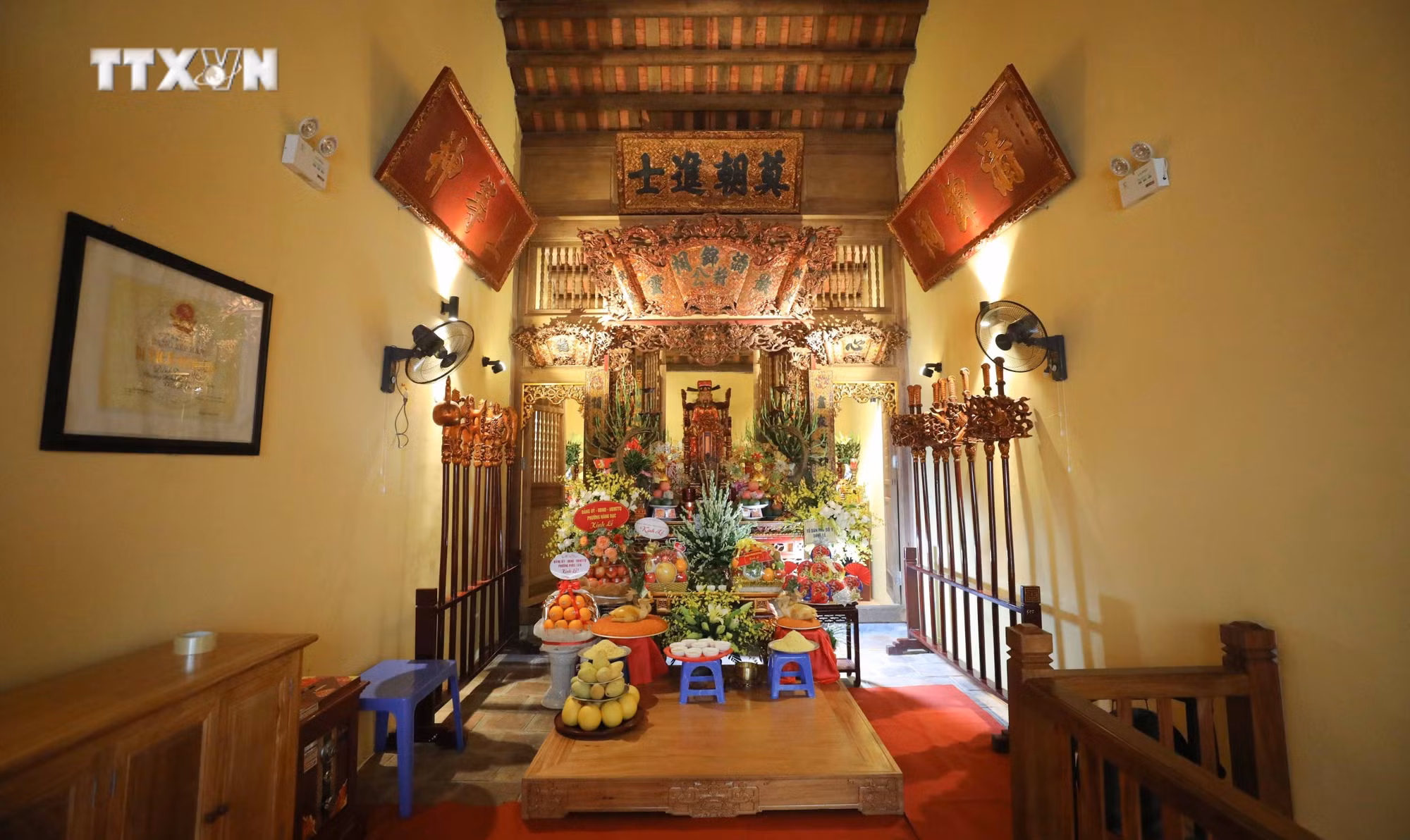 vna_potal_ha_noi_hoi_sinh_di_tich_dinh_trung_yen_trong_khu_pho_co__6808295.jpg