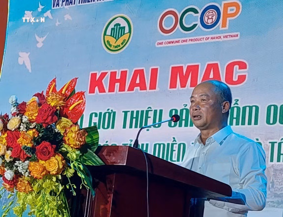 vna_potal_ha_noi_gioi_thieu_san_pham_ocop_gan_voi_van_hoa_cac_tinh_mien_trung_va_tay_nguyen_7551820.jpg