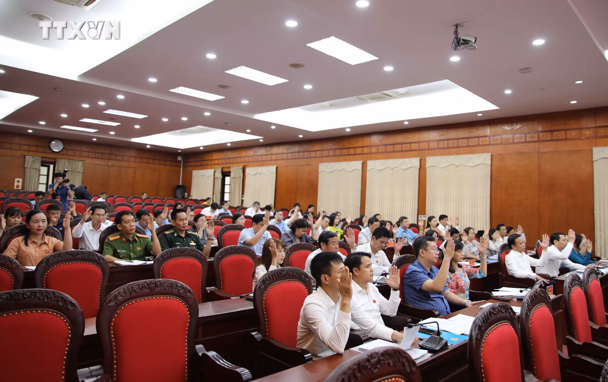 vna_potal_son_la_to_chuc_ky_hop_chuyen_de_thu_21_hdnd_tinh_khoa_xv_7431358.jpg