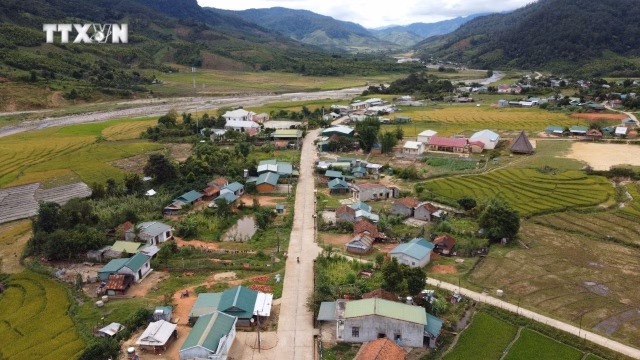 vna_potal_suc_song_moi_noi_lang_khang_chien_dau_tien_o_tay_nguyen_7352341.jpg