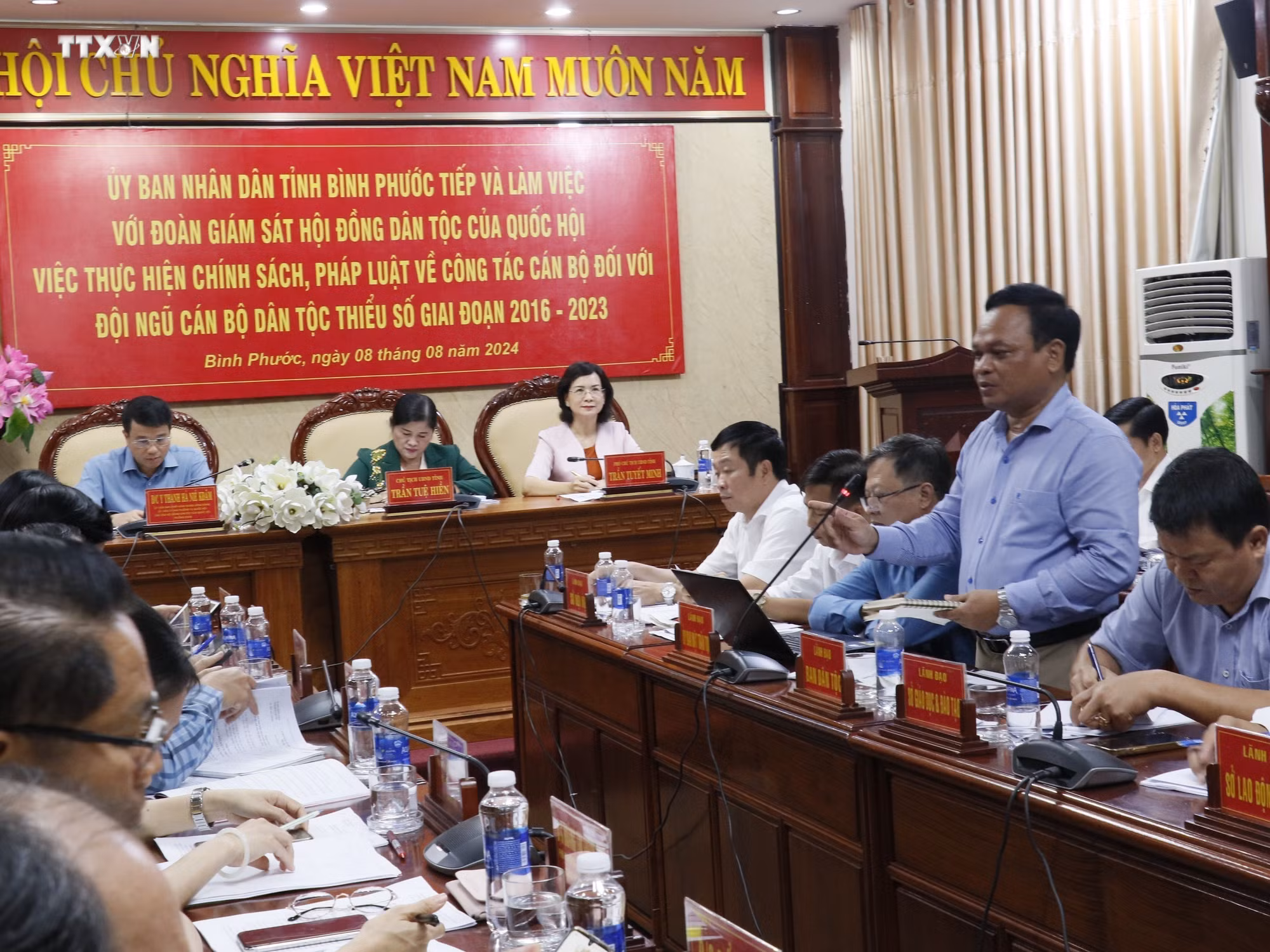 vna_potal_doan_giam_sat_hoi_dong_dan_toc_cua_quoc_hoi_lam_viec_tai_tinh_binh_phuoc_7528546.jpg