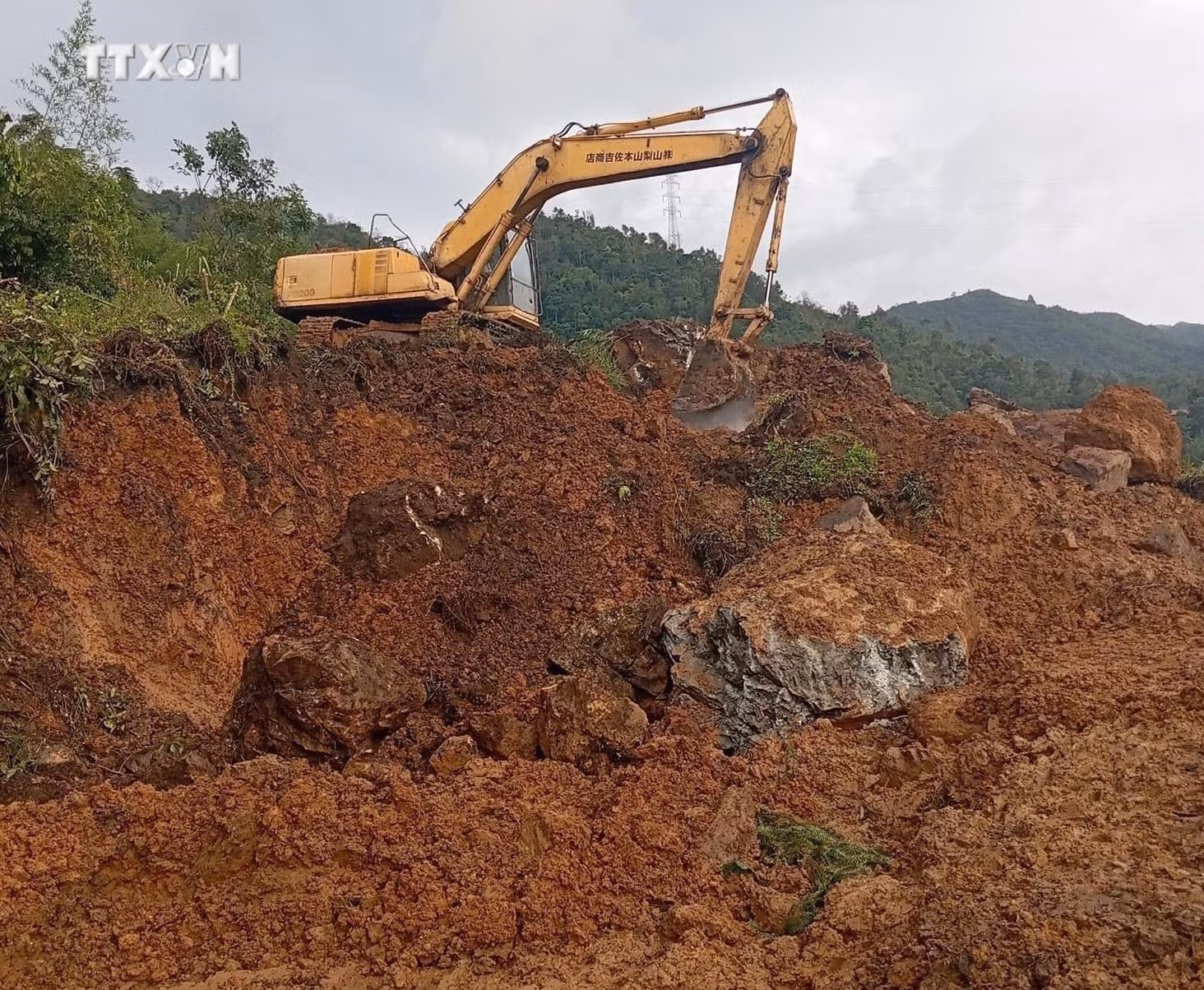vna_potal_cao_bang_da_khoi_phuc_lai_he_thong_giao_thong_van_tai_7597739.jpg