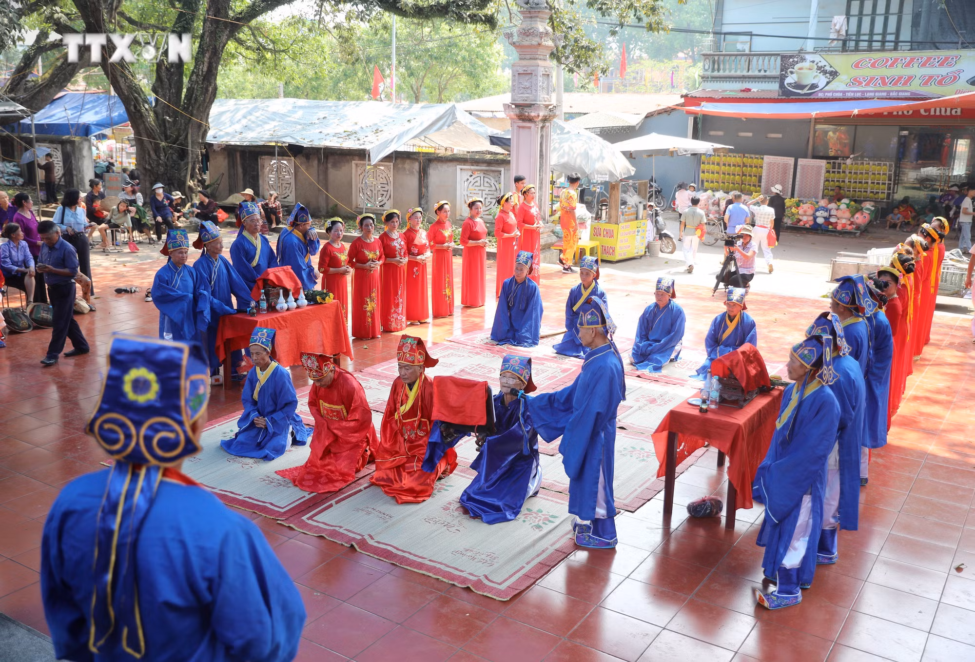 vna_potal_bac_giang_doc_dao_le_hoi_tien_luc_7347036.jpeg