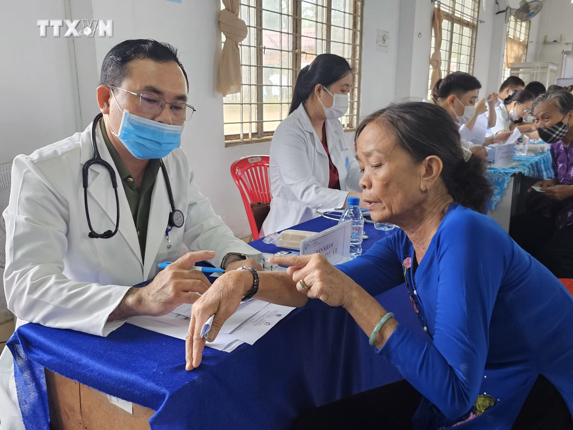 vna_potal_hanh_trinh_“gieo_yeu_thuong”_noi_que_huong_dong_khoi_7492471.jpg