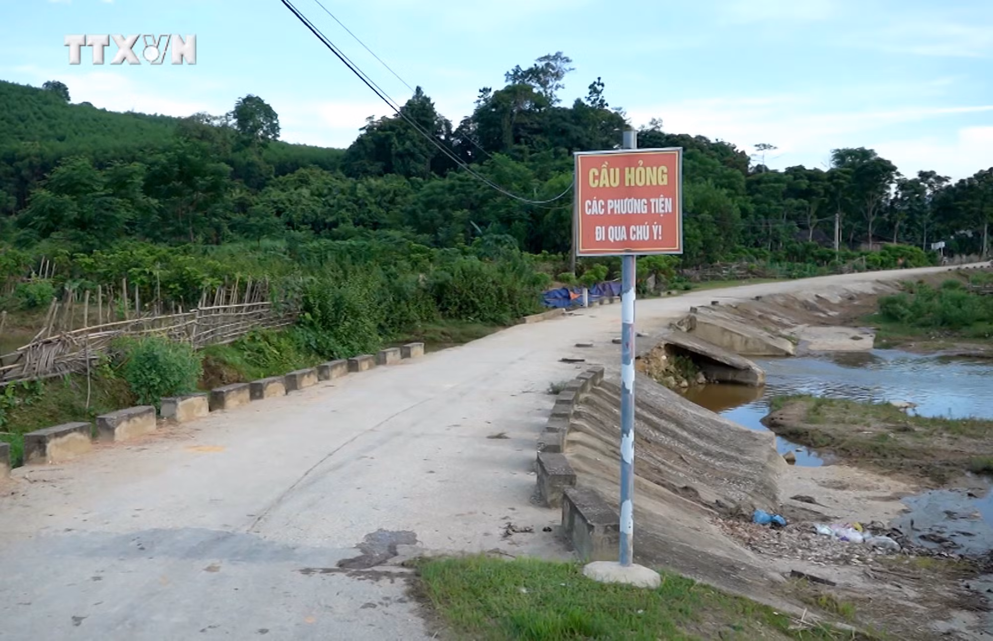 vna_potal_nghe_an_can_som_nang_cap_he_thong_cau_tran_tren_cac_tuyen_giao_thong_mien_nui_7679153.jpg