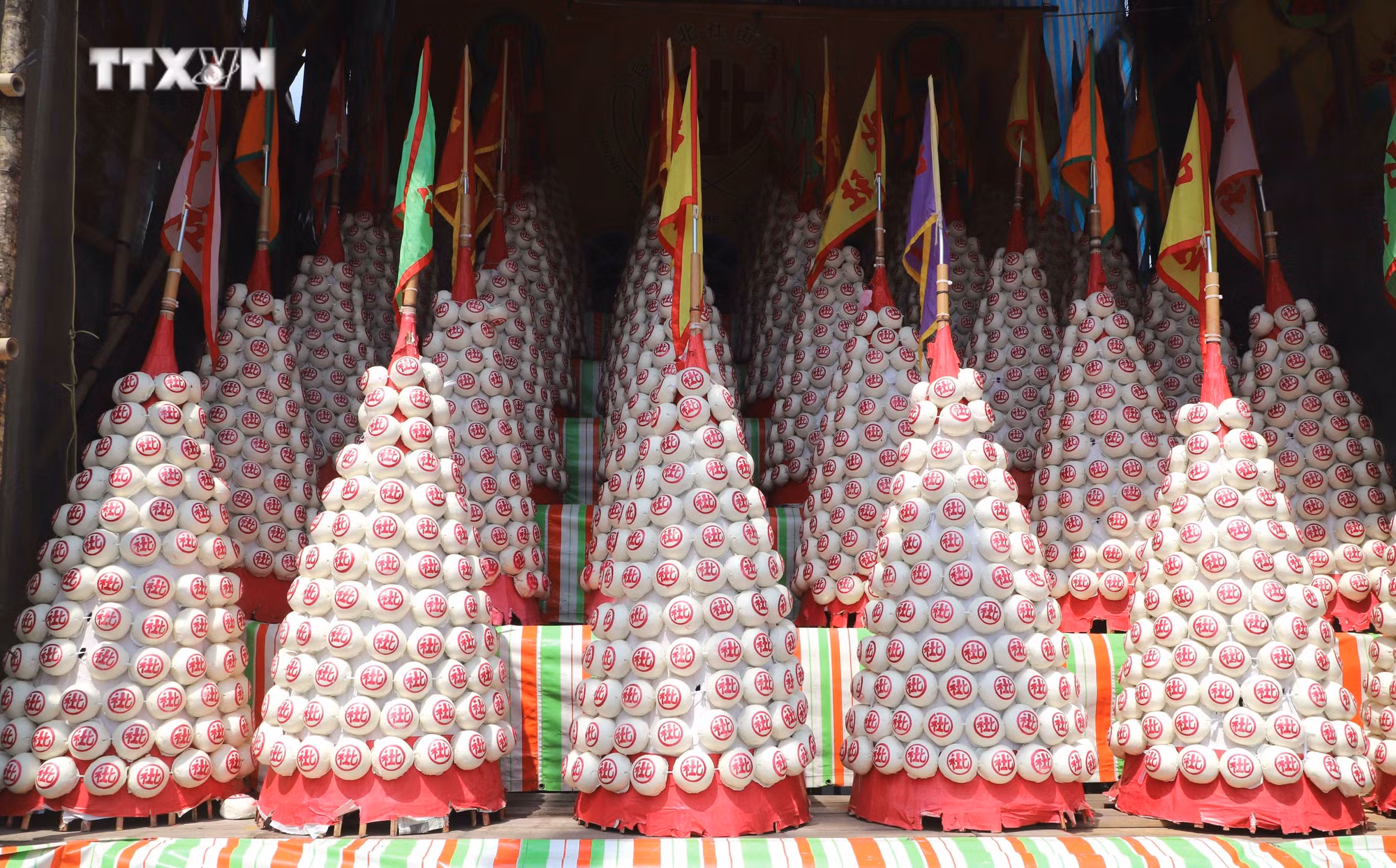 vna_potal_le_hoi_banh_bao_truong_chau_hong_kong_trung_quoc_nam_2024_7377785.jpg