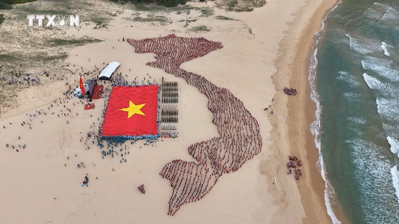 vna_potal_phu_yen_le_thuong_co_to_quoc_tai_bai_mon_-_mui_dien__7297913.jpg