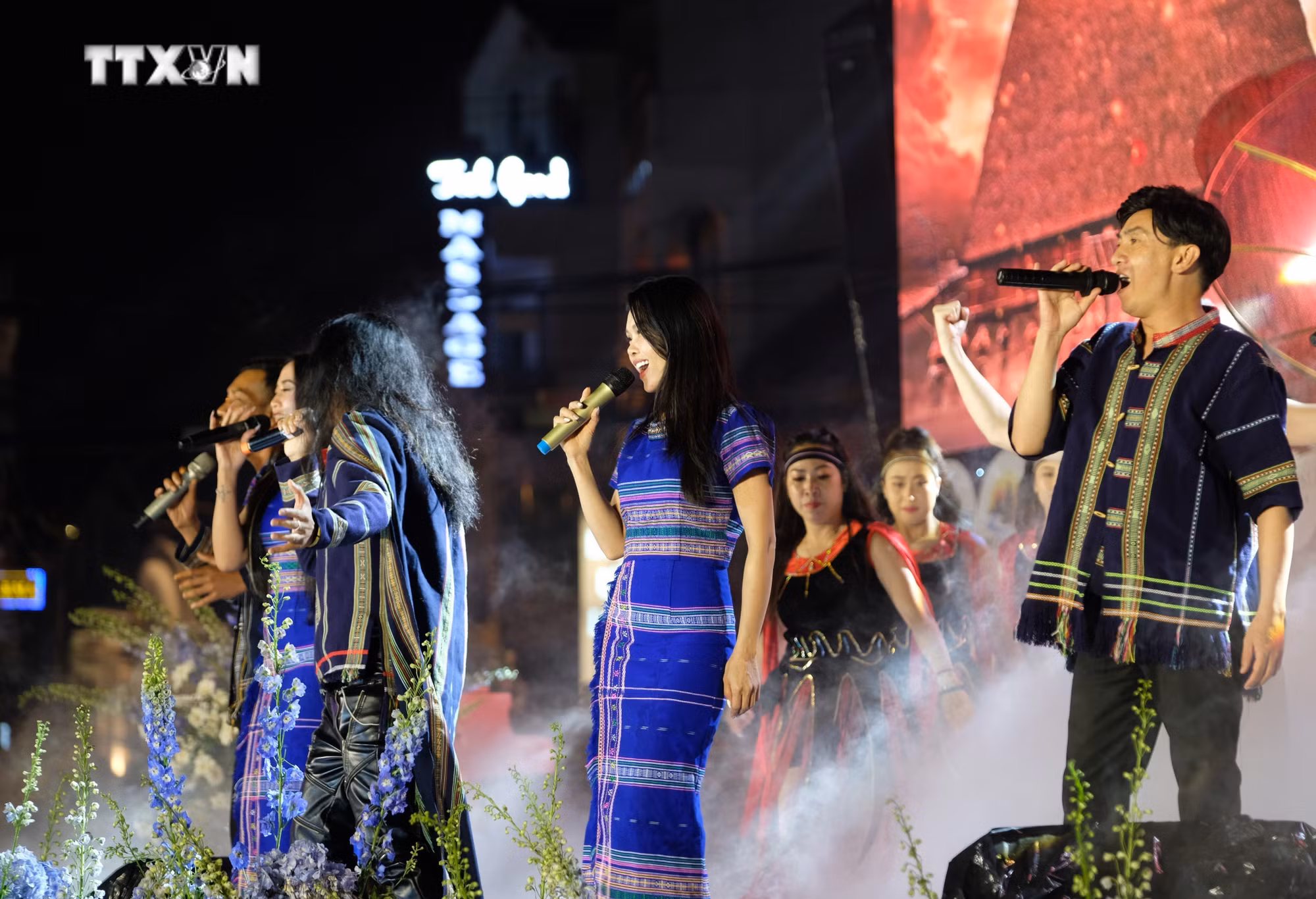 vna_potal_khai_mac_tuan_le_vang_du_lich_lam_dong_2024_7406394.jpg