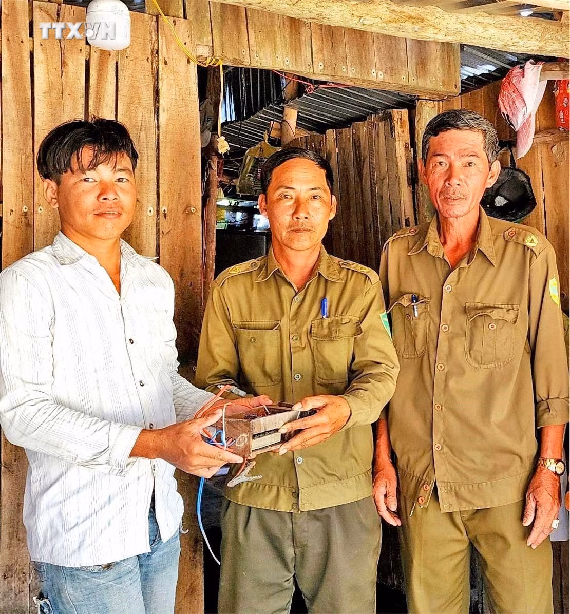 vna_potal_ca_mau_trien_khai_nhieu_bien_phap_nham_hoi_sinh_nguon_loi_ca_dong_7429006.jpg