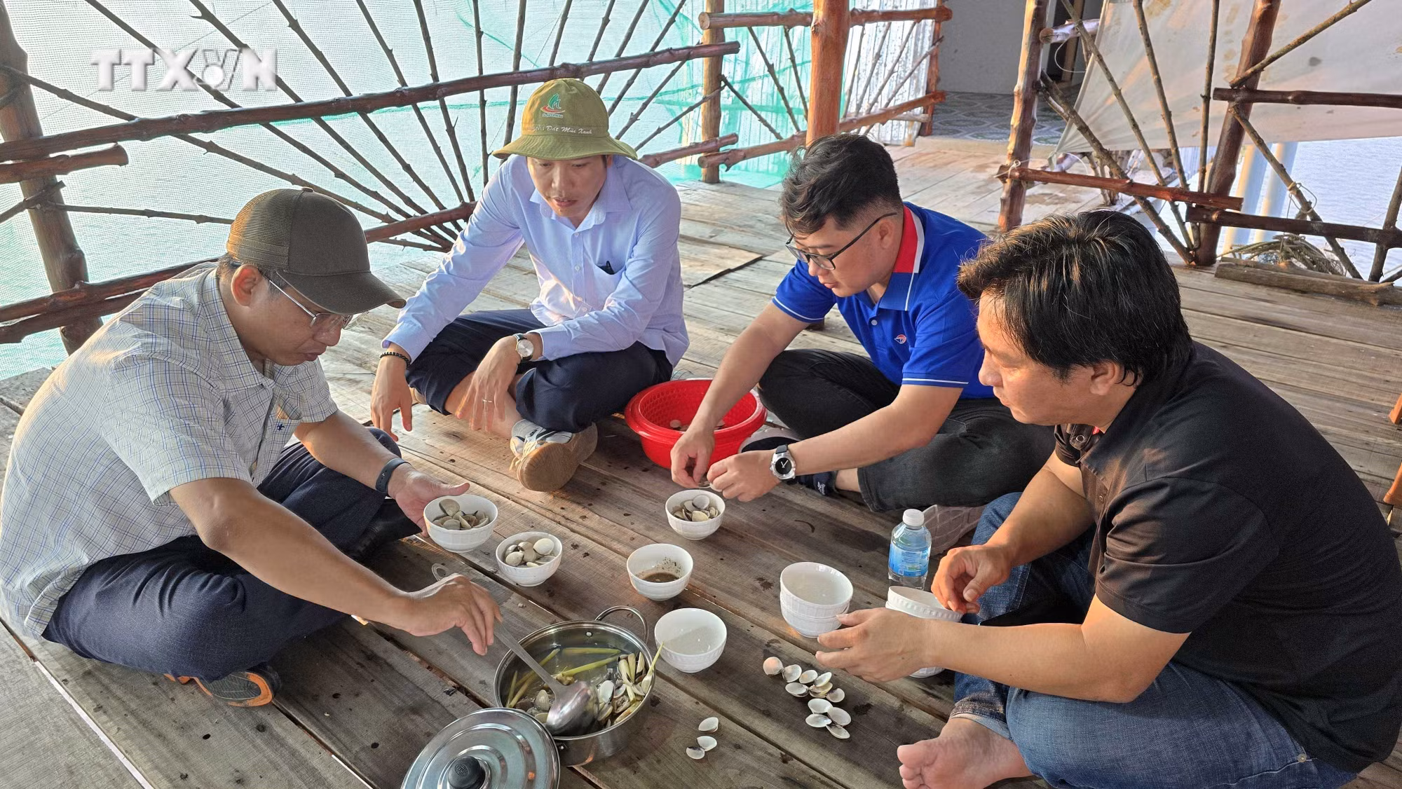 vna_potal_phat_trien_du_lich_sinh_thai_cong_dong_o_ca_mau_7653110.jpg