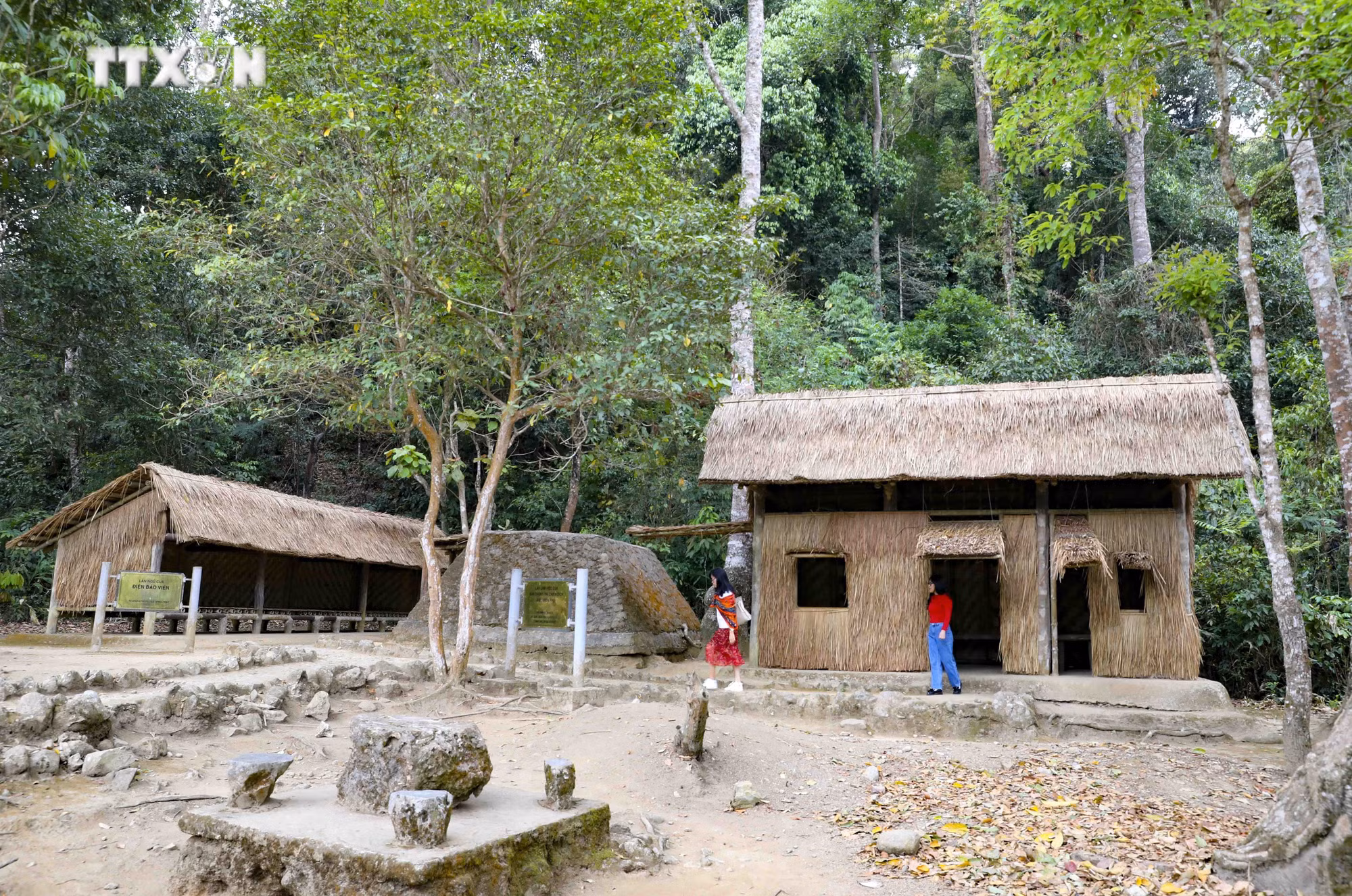 vna_potal_70_nam_chien_thang_dien_bien_phu_ve_vung_can_cu_cach_mang_muong_phang_7291588.jpg
