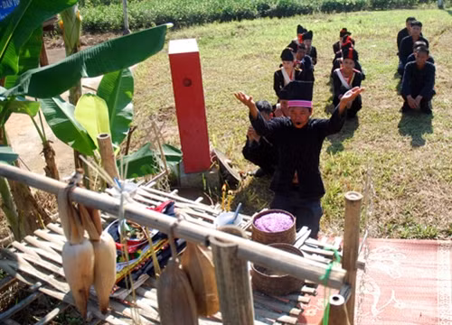 Lễ hội cầu mưa của dân tộc Khơ Mú