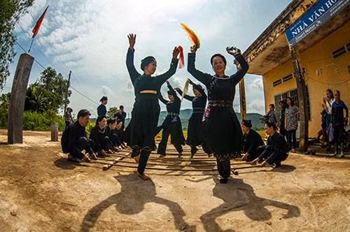 Đồng Nai quan tâm phát triển đảng trong đồng bào dân tộc thiểu số