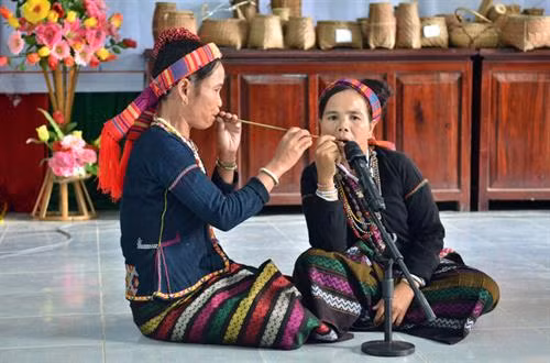 Tục giỗ họ cuối năm của người Vân Kiều