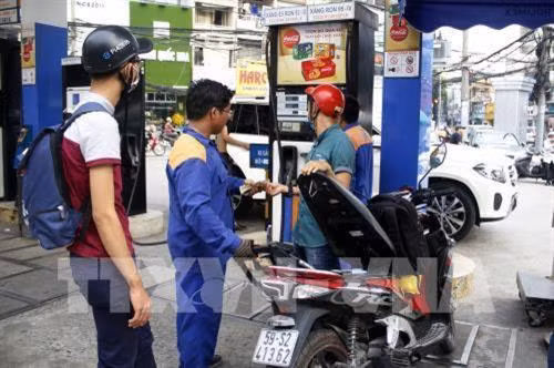 Giá xăng giảm hơn 200 đồng/lít từ 31/10/2019