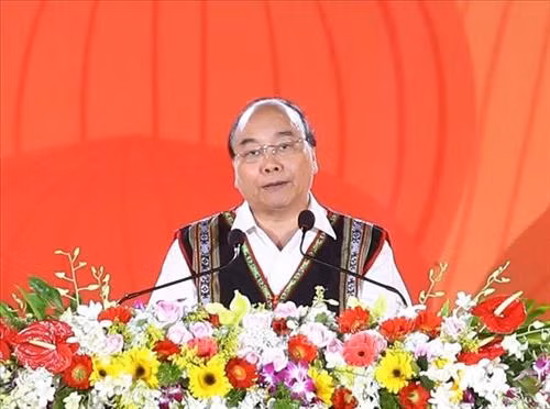 Thủ tướng Nguyễn Xuân Phúc dự Festival văn hóa Cồng chiêng Tây Nguyên năm 2018